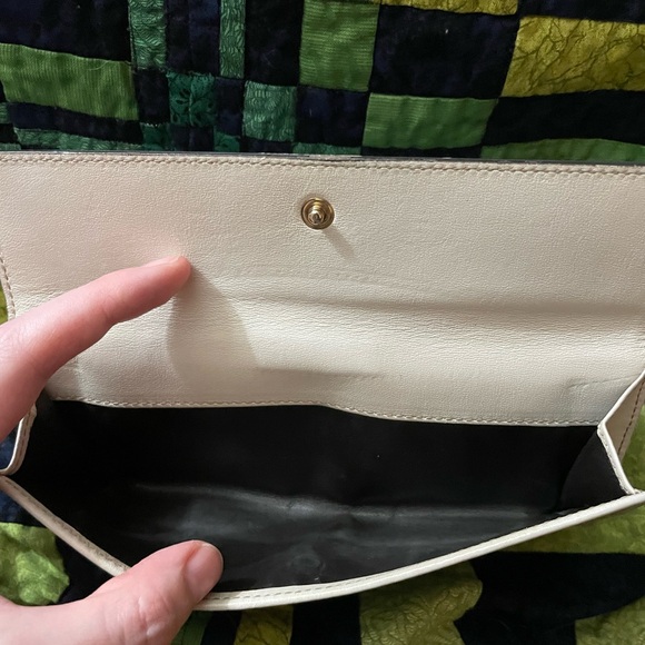 GUCCI Ophidia White Leather and Canvas Monogram Wallet w/ Dust Bag - Picture 7 of 16